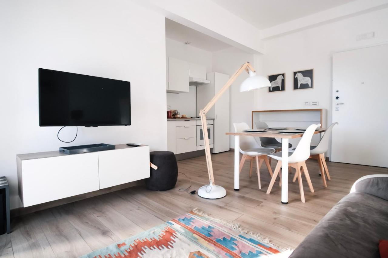 Rossani Suites&Aparts Bari Bagian luar foto